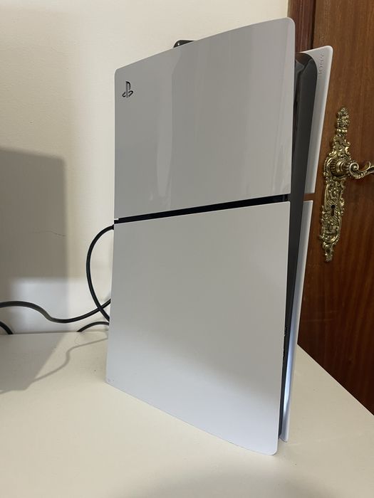 PlayStation 5 Slim Digital-1 TB-com seguro até 2027