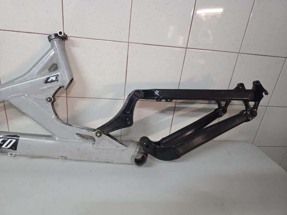Quadro specialized big hit