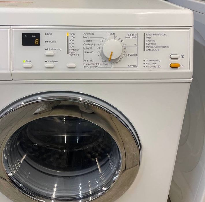 Пральна машина Miele