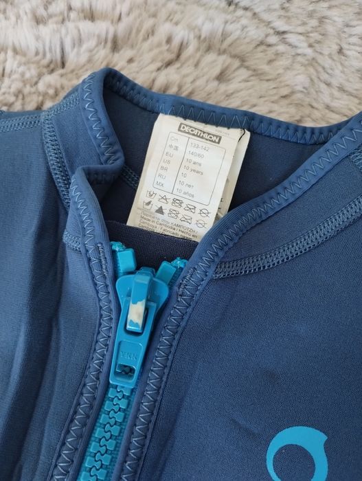 Pianka do pływania dla dziecka 7 lat Decathlon basen