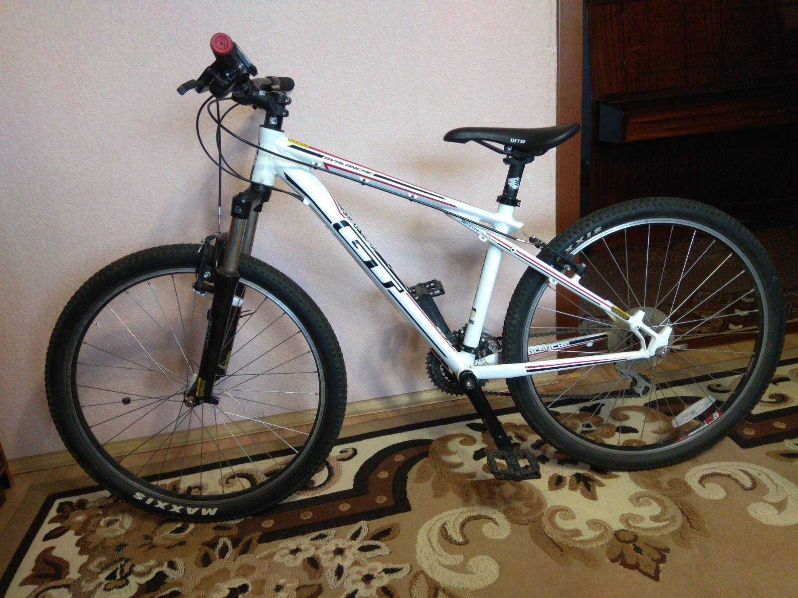 2012 gt avalanche 3.0 hotsell