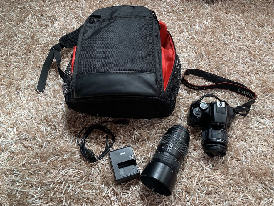 Máquina fotográfica Canon eos 1300D