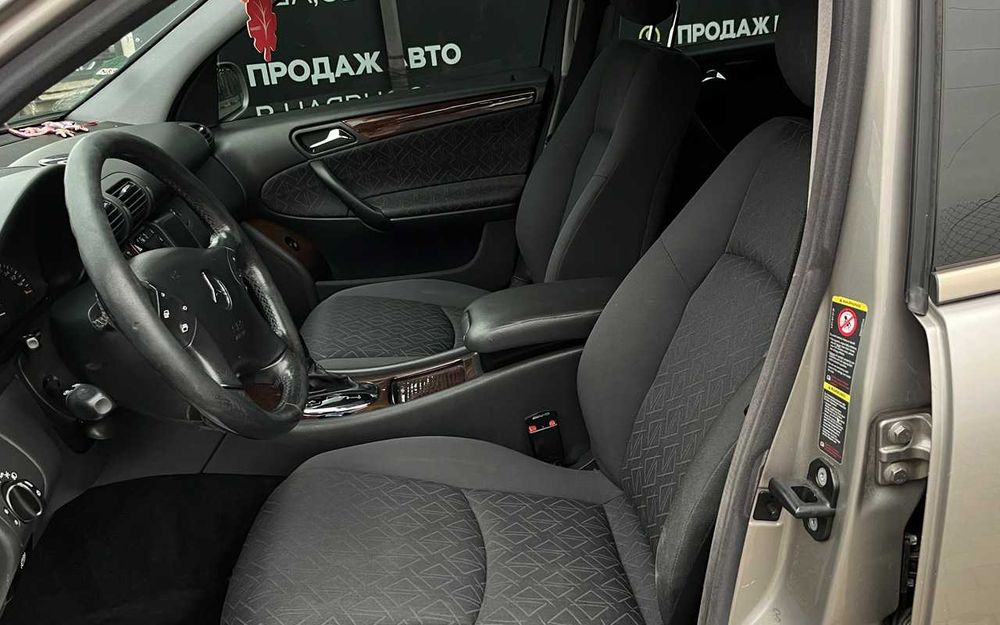 Mercedes-Benz C 200 2003