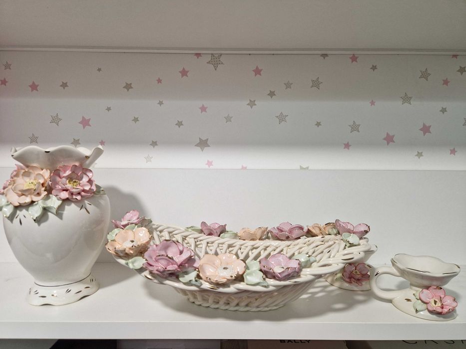 Декоративний фарфоровий набір з квітковим декором