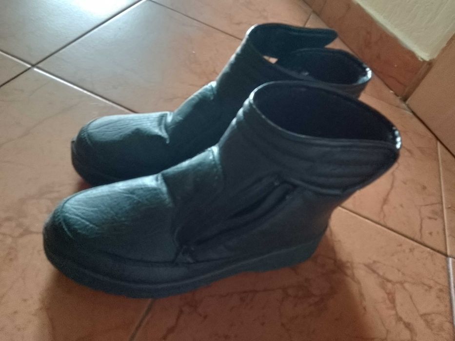 Buty zimowe. Rozmiar 41.