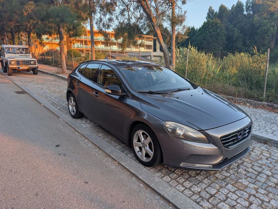 Volvo V40 D2 — foto 3