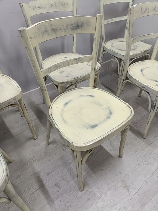 Drewniane krzesła Thonet Fameg decoupage dostępne 7szt
