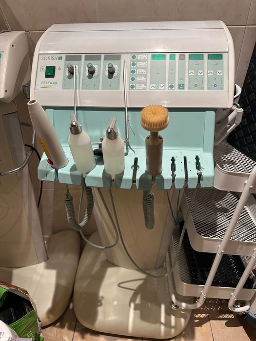 Máquinas  electroestimulacao e limpeza pele