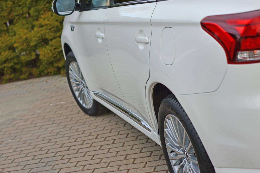 Mitsubishi Outlander PHEV 2019 2.4