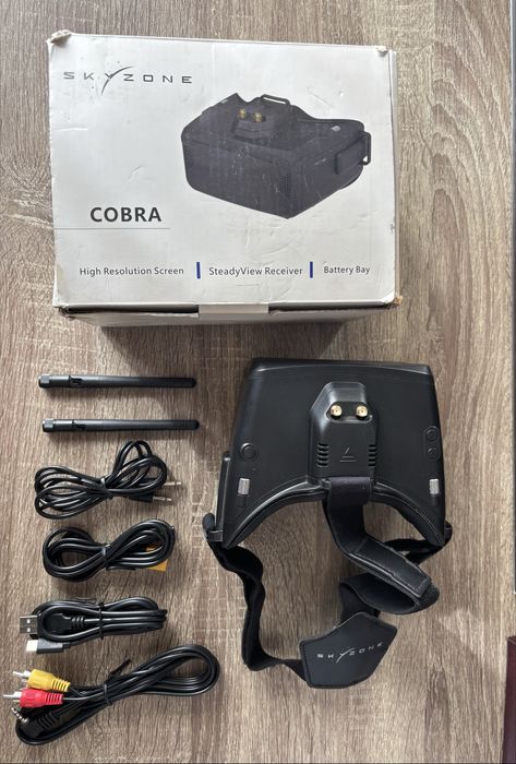 FPV окуляри skyzone cobra x v4