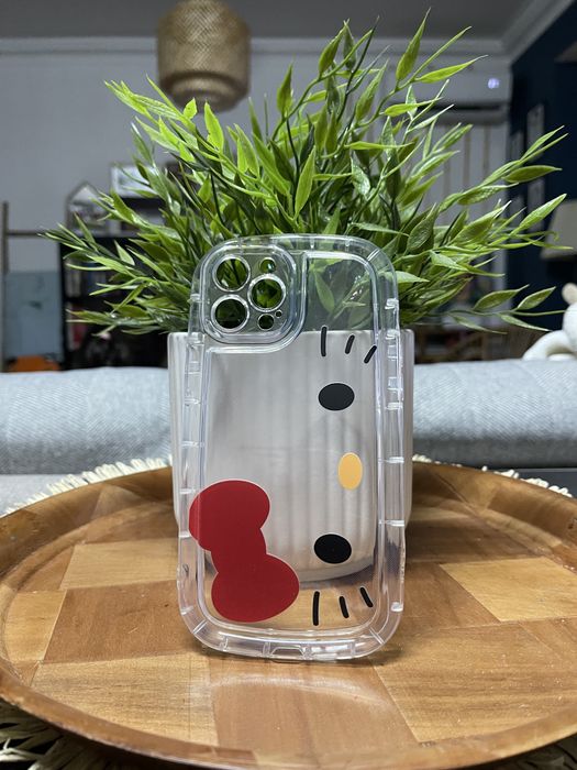 Capa iPhone 12 Pro Max Hello Kitty