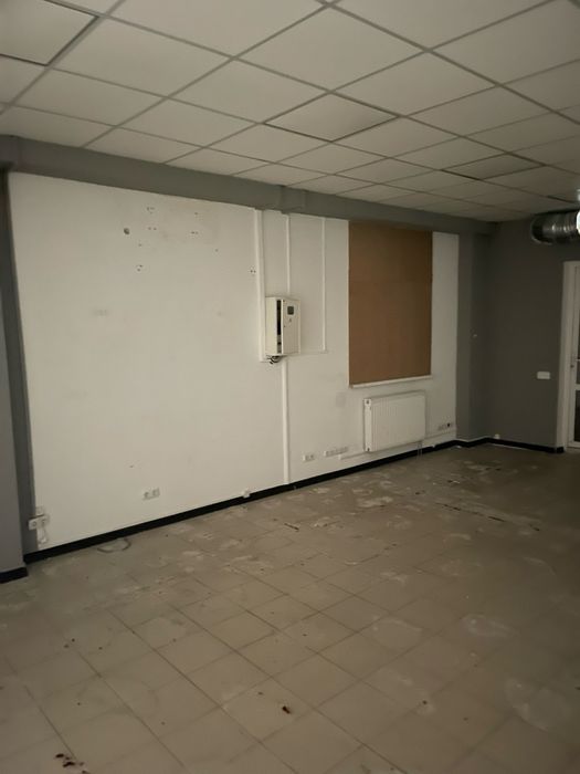 Оренда 98 м2 ,Ахматова 14- а, 42000 грн