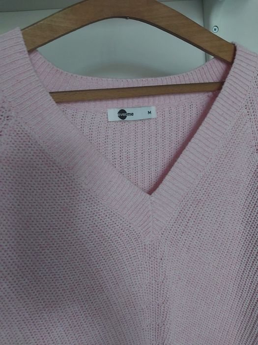 Sweter dzianinowy pudrowy róż M