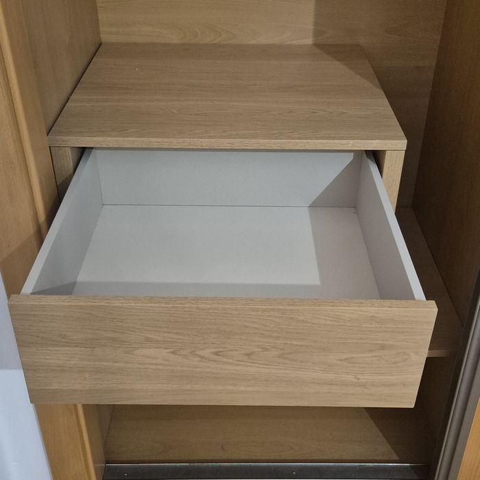 Módulo com duas gavetas