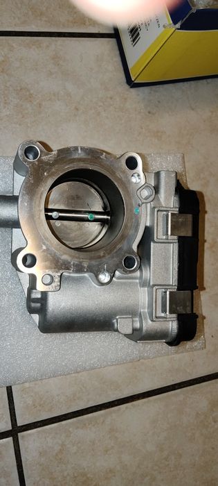 Przepustnica powietrza do VW Golf V 1.4 16V 55kW