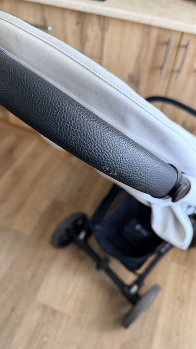Коляска cybex beezy