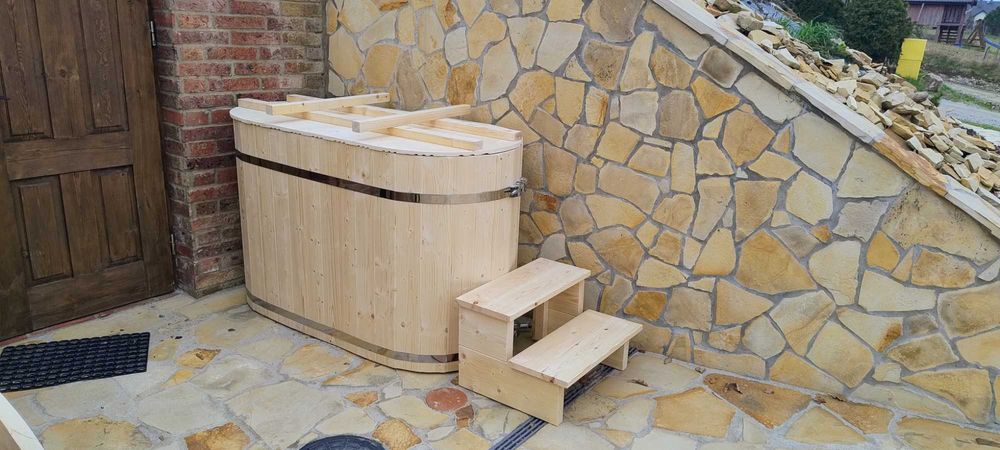 Komfortowy apartament DLA 2 OSÓB. Domek w lesie. Sauna jacuzzi. Beskid