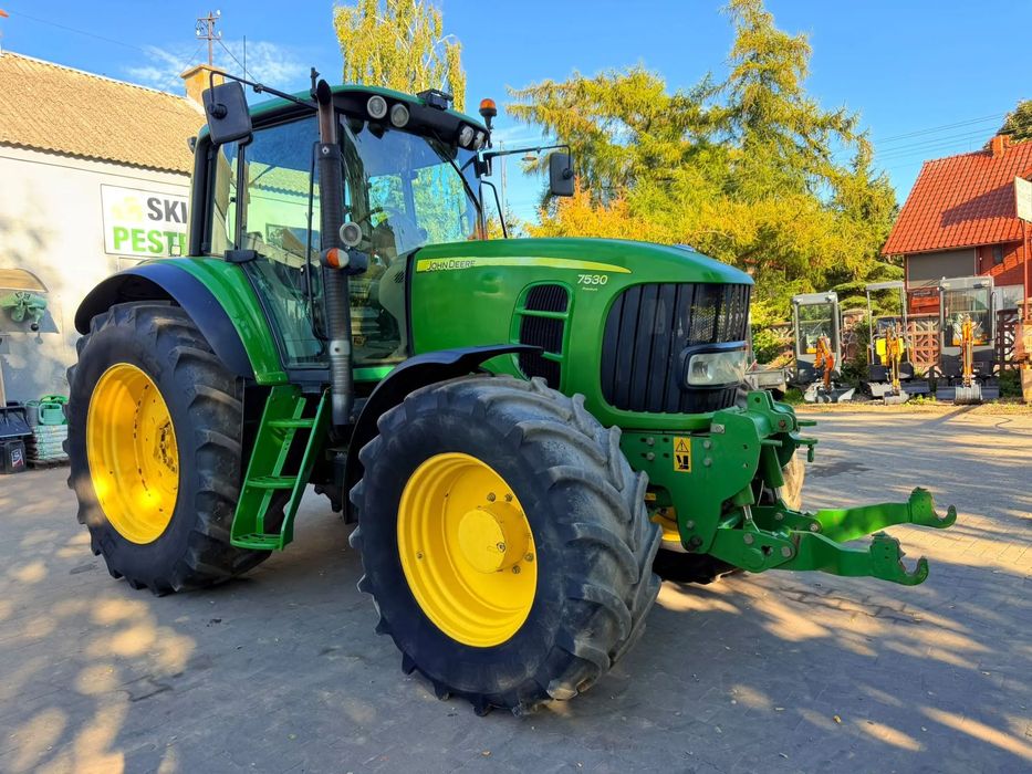 John Deere 7530 Premium Autopower  6.8 L 185/205 KM, Autopower, przedni TUZ, miękka oś i kabina