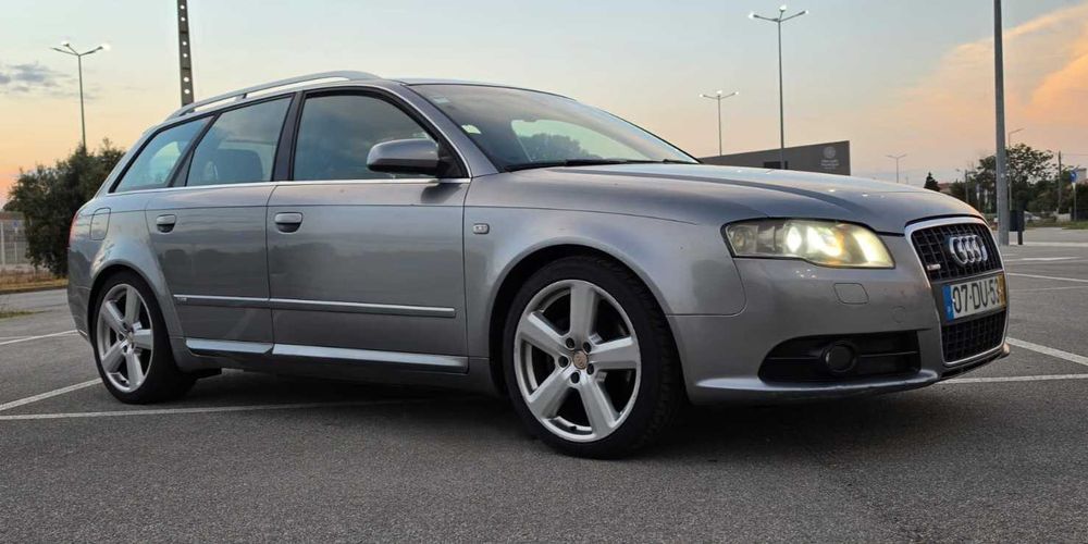 Audi A4 Avant S-LINE