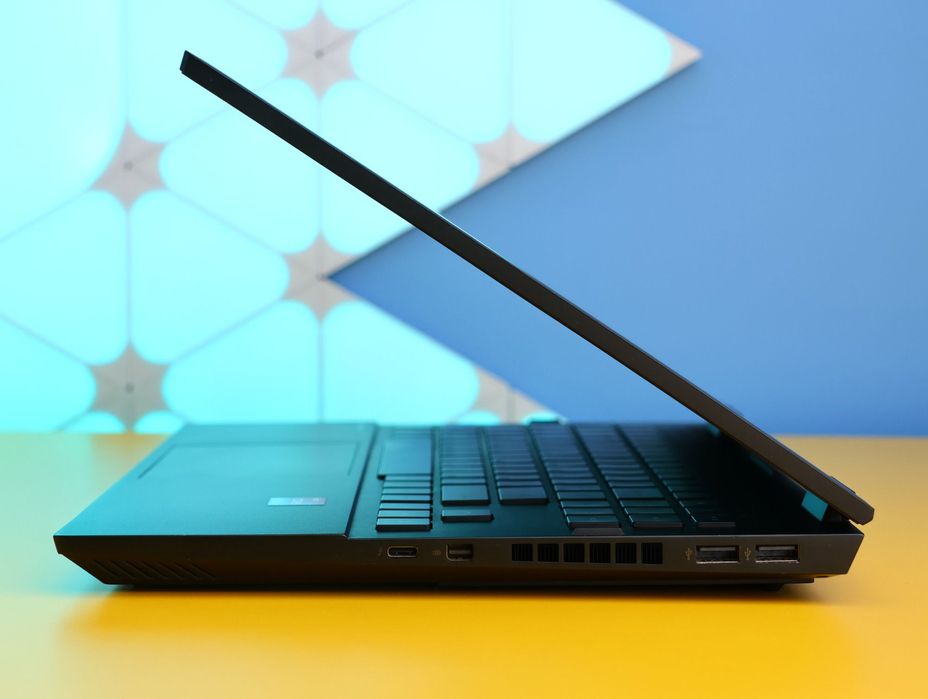 Ноутбук HP OMEN 15-ek1075cl (161567) Б/У З ГАРАНТІЄЮ