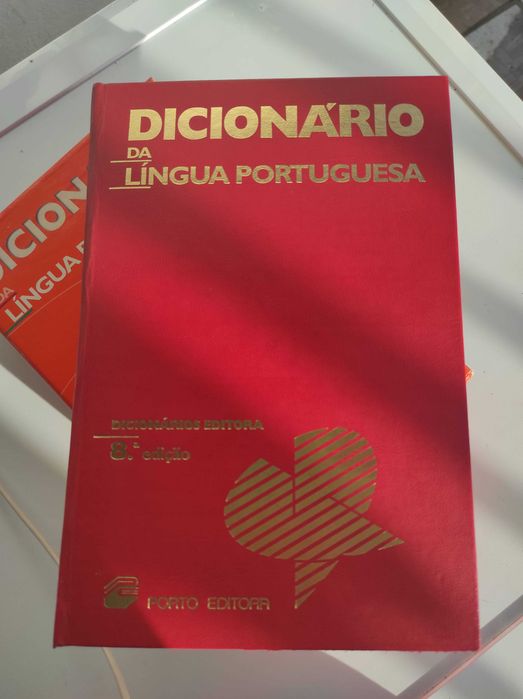 Portuguese Language Dictionary 8th Revised Edition64398435656579121