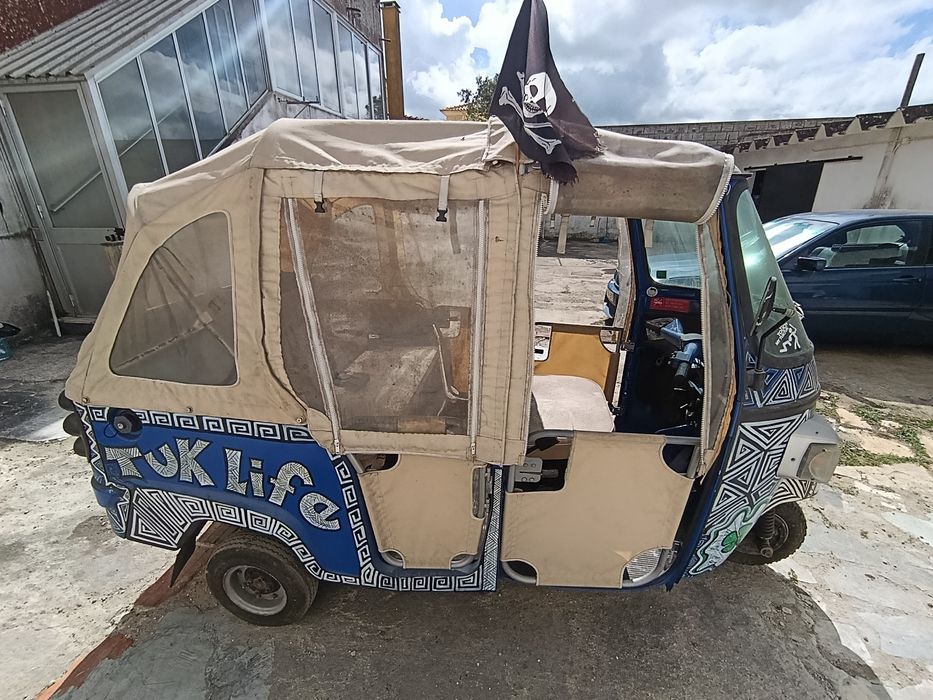 Tuktuk Ape Calessino 200