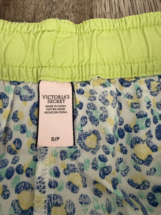 Spodenki Victoria’s Secret