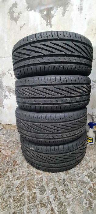 Jantes originais Toyota  com pneus uniroyal