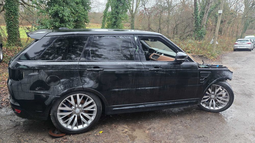 Range rover sport  svr fotele racaro kompletny środek