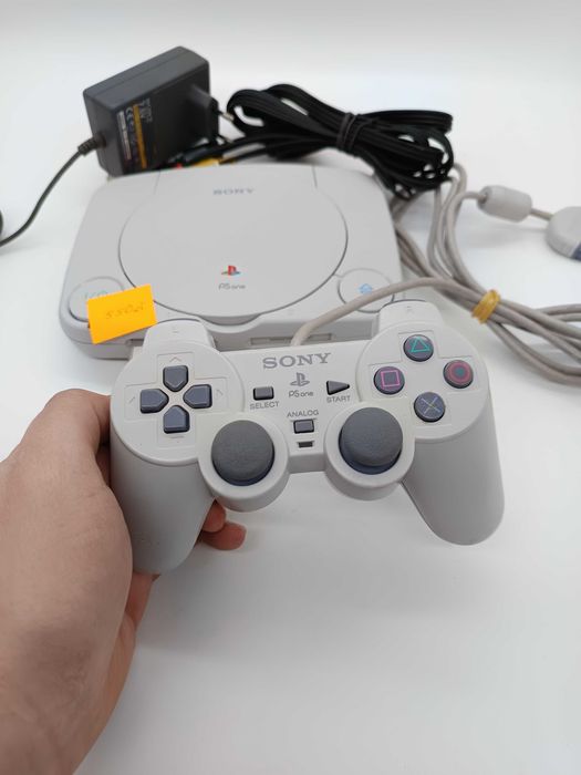 Konsola Sony PSone + Pad + okablowanie
