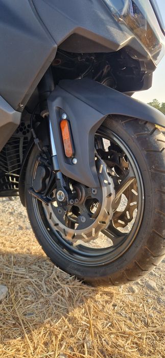 MAXSYM TL500 impecável.