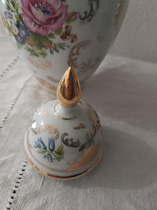 Artibus - Pote antigo