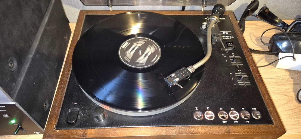 Gramofon Unitra  DANIEL 1100 FS  po serwisie nowa wkładka