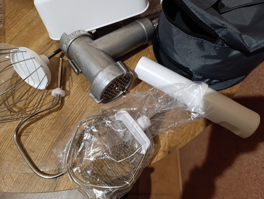 Німецький кухонний комбайн кухонна машина Bosch mum 5 Нарізка кубиками