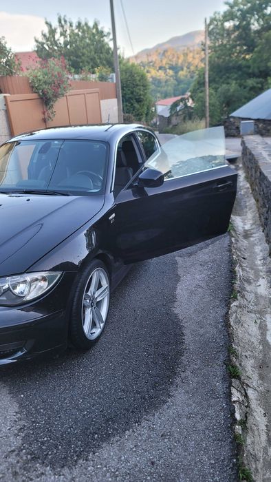 Serie 1 E81 (2 portas) 118D 2010 LCI | Muitos Estimado