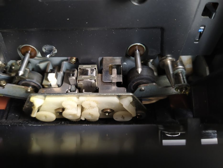 Кассетная дека Nakamichi CR-40