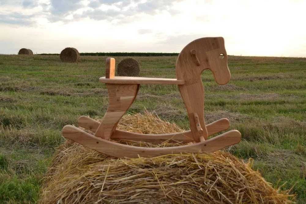 Коник гойдалка для дітей