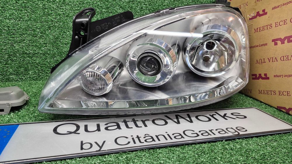 Otica Farol Frente Esquerdo Opel Corsa C X01 Combo C 2000 a 2012 Ref. 20-A424-05-2B NOVO TYC