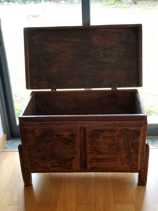 Arca Rústica de Madeira maciça