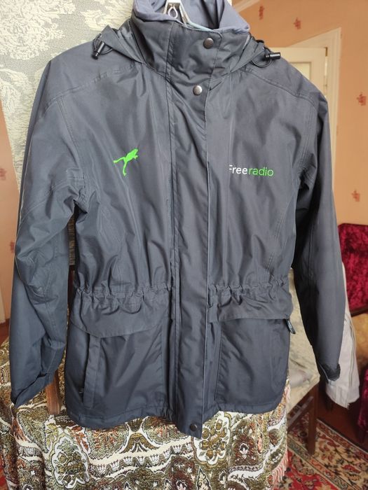 Куртка жіноча демісезонна