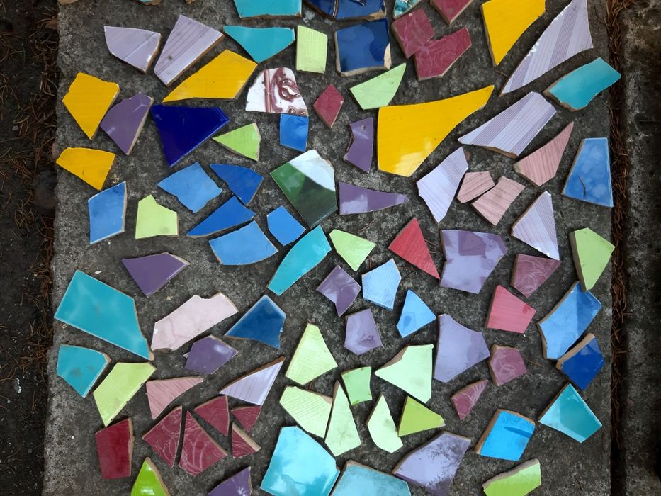 Бой плитки для самодельной мозаики