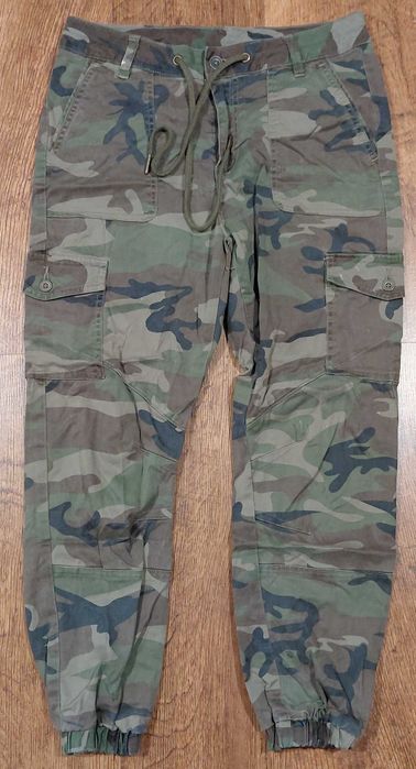 Spodnie cargo jogger BY VERY rozm S