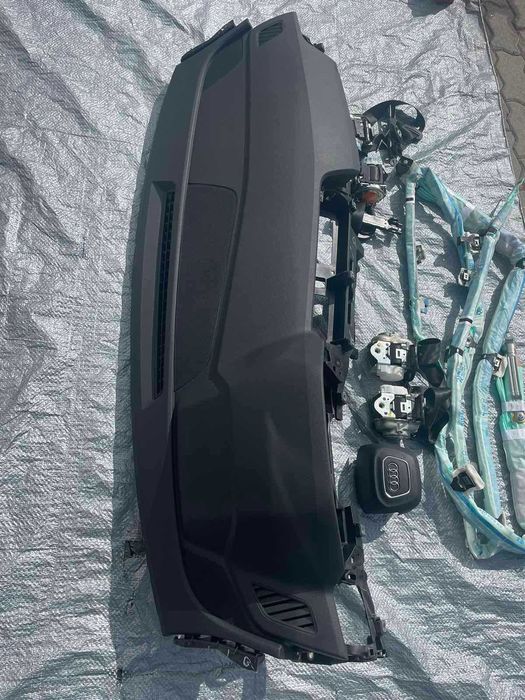 Панель торпедо AIRBAG Audi Q5 80A 2017-2022 80B857001D 24A