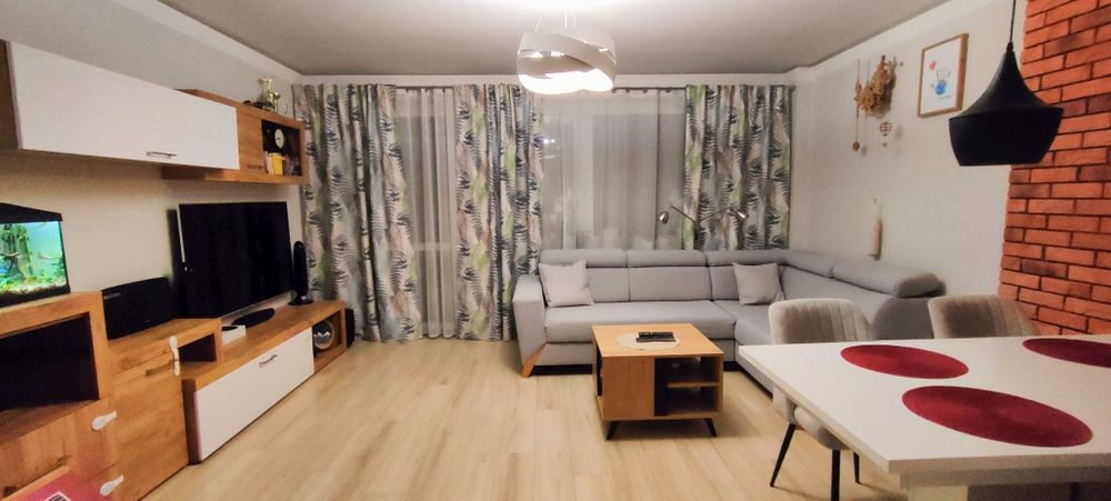 Mieszkanie 74,6 m² po remoncie | 3 pokoje I Salon | 2 balkony | Własny monitorowany parking i piwnica