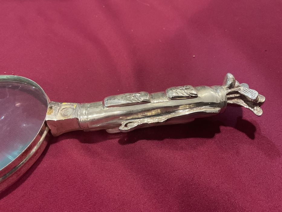 Lupa banhada silver plated ,23 x10 cm
