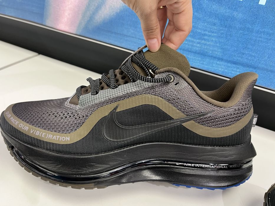 Кросівки Nike Pegasus Premium