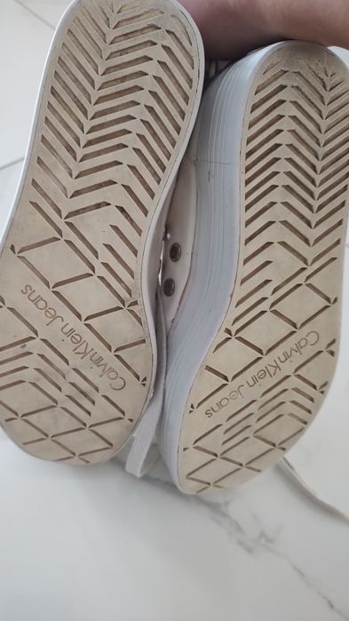Sprzedam buty Calvin clein 37