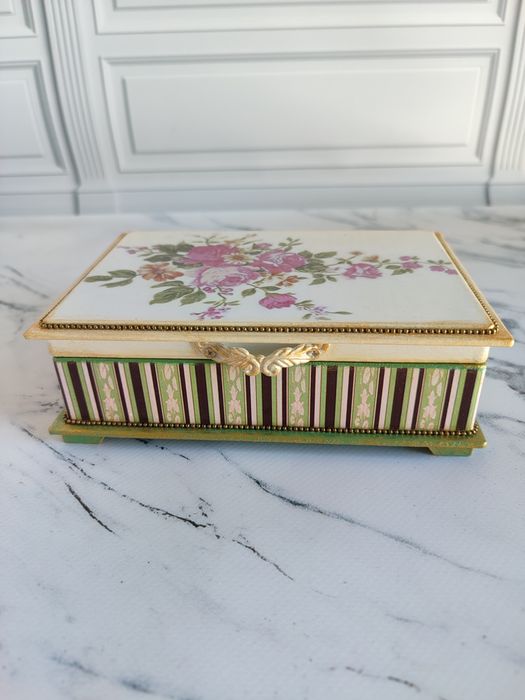 .Ніжна вінтажна шкатулка декупаж ручної роботи • ідеальний подарунок
