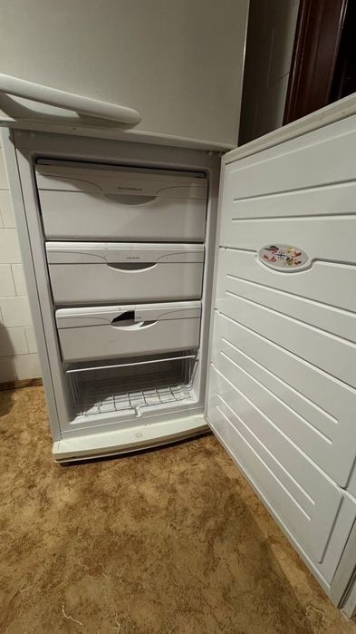 Холодильник Атлант двокамерний