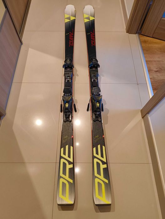 Narty Fischer RC4 The CURV Premium TI